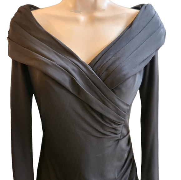 LA FEMME 🔖NWT Long Sleeve Ruched Cocktail Dress - Size 2 - Picture 5 of 13